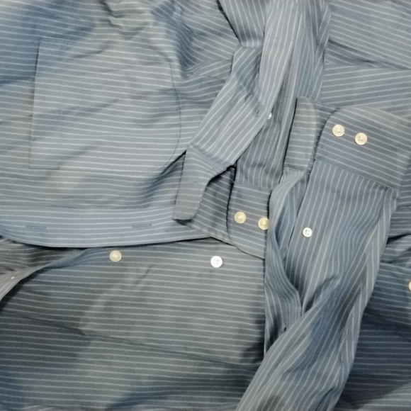 Work - casual - button up - Picture 3 of 3